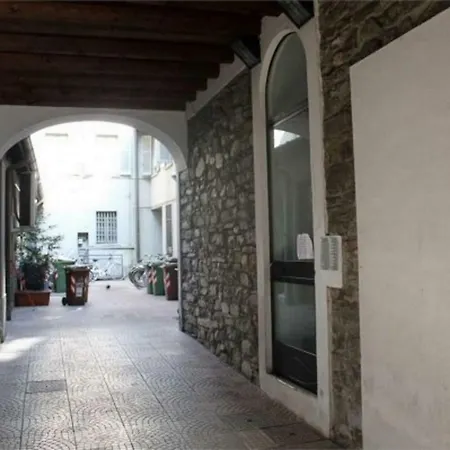 Apartment Comokiss Como